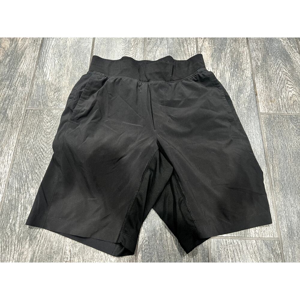 GENTLY USED LULULEMON SHORTS-SMALL